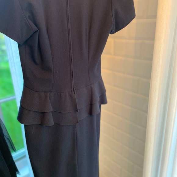 Vintage style peplum dress - Picture 2 of 3